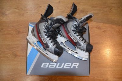 Лот: 8421281. Фото: 1. Коньки Bauer vapor X7.0 Jr размер... Коньки