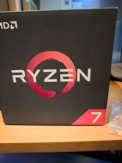 Лот: 15403105. Фото: 1. AMD ryzen 7 1700. Процессоры