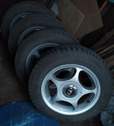 Лот: 20964703. Фото: 1. Шины зимние на литьё 165/70 R14. Шины на дисках