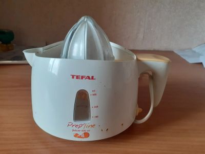 Лот: 19306837. Фото: 1. Соковыжималка для цитрусовых Tefal... Кухонная