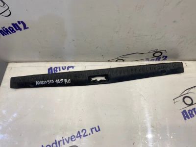 Лот: 21710821. Фото: 1. накладка замка багажника Toyota... Двигатель и элементы двигателя