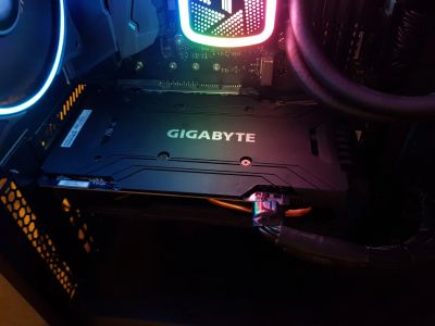 Лот: 14299590. Фото: 1. Gigabyte GTX 1060 WindForce OC... Видеокарты