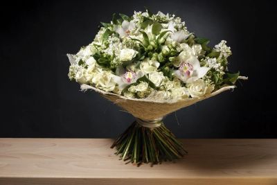 Лот: 7177647. Фото: 1. Сборный букет. Цветы на Щорса... Свежие цветы