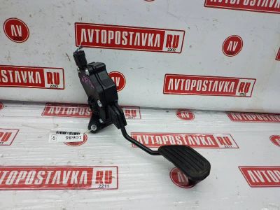 Лот: 20902168. Фото: 1. Педаль газа Toyota Vitz NSP130... Двигатель и элементы двигателя