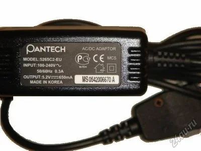 Лот: 5877704. Фото: 1. Сетевое зарядное устройство Pantech... Зарядные устройства, блоки питания, адаптеры сетевые для смартфонов