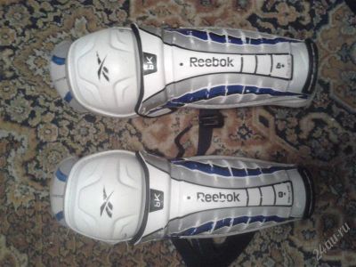 Лот: 2629515. Фото: 1. Щитки хоккейные игрока Reebok... Защита тела