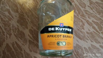 Лот: 18346148. Фото: 1. Бутылка из под ликера De Kuyper... Бутылки, пробки, этикетки