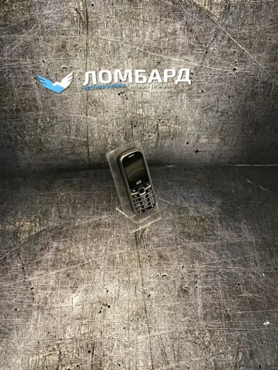 Лот: 16412833. Фото: 1. Телефон ark benefit u1 (ж2313). Кнопочные мобильные телефоны