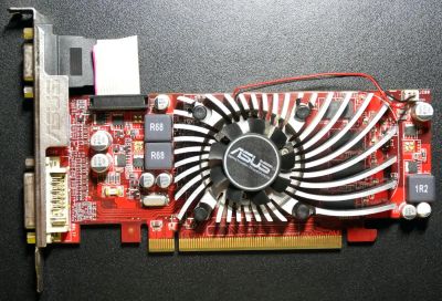 Лот: 6312440. Фото: 1. Видеокарта ASUS EAH5570 128bit... Видеокарты