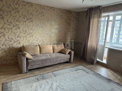 Лот: 25606725. Фото: 1. 1-комн. квартира , Красноярск... Квартиры, студии
