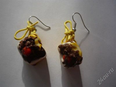 Лот: 530522. Фото: 1. Серьги "Кекс с лимоном и вишней... Серьги, каффы