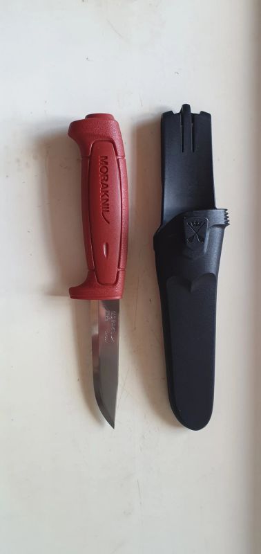 Лот: 19110689. Фото: 1. Нож Mora Morakniv Basic 511. Ножи, топоры