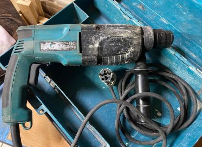 Лот: 25064844. Фото: 1. Перфоратор Makita HR 2450. Электроинструмент