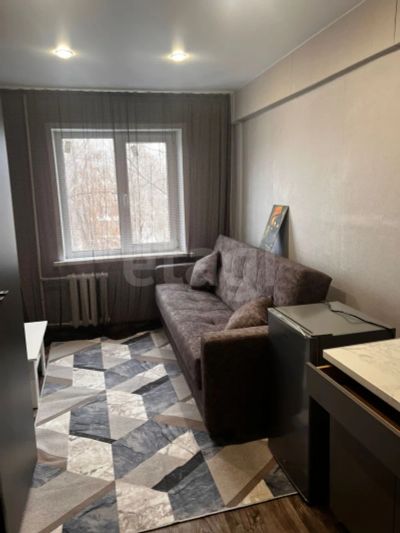 Лот: 25738408. Фото: 1. комната , Красноярск улица Кутузова... Квартиры, студии
