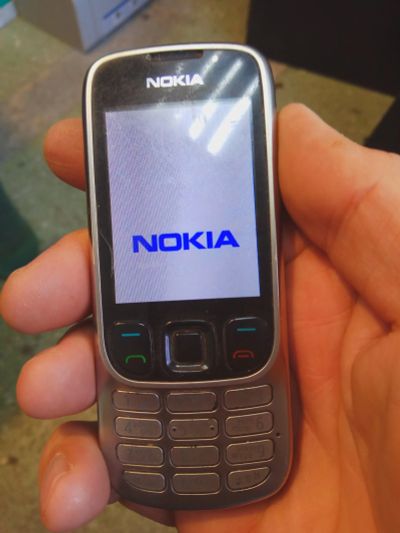 Лот: 11902452. Фото: 1. Легенда ! железный телефон Nokia... Кнопочные мобильные телефоны