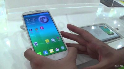 Лот: 8235694. Фото: 1. Alcatel Pop S9 7050Y. Смартфоны