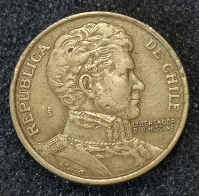Лот: 23338096. Фото: 1. 1 песо 1979 года. Чили. Америка