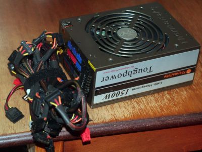 Лот: 9522562. Фото: 1. Thermaltake Toughpower 1500W. Корпуса, блоки питания