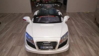 Лот: 10242876. Фото: 1. Продам электромобиль А 011 Audi. Детские электромобили