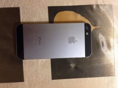 Лот: 3667733. Фото: 1. iPhone 5 черный в корпусе от 5s. Смартфоны