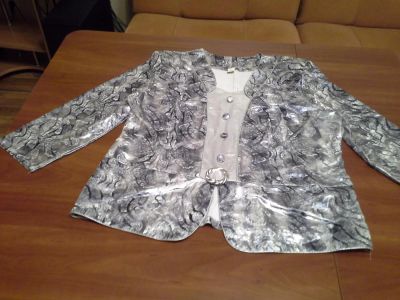 Лот: 7503016. Фото: 1. Блуза (блузка) нарядная, размер... Блузы, рубашки