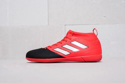 Лот: 11617663. Фото: 1. Футбольная обувь Adidas ACE 17... Кеды, кроссовки, слипоны