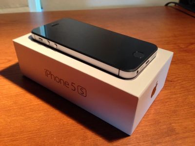 Лот: 6819768. Фото: 1. Iphone 5s в идеале РСТ. Смартфоны