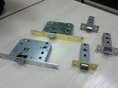 Лот: 2973136. Фото: 1. защелки. Замки