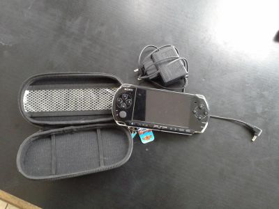 Лот: 7193195. Фото: 1. psp 3008 прошита флешка 16 г... Игровые приставки, консоли