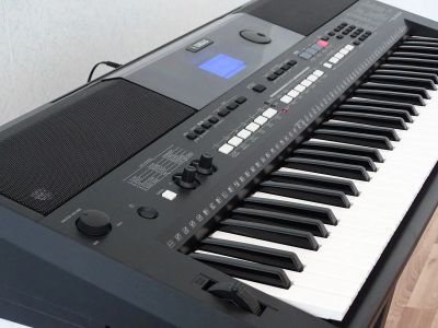 Лот: 4657942. Фото: 1. синтезатор Yamaha-433 (почти новый... Клавишные