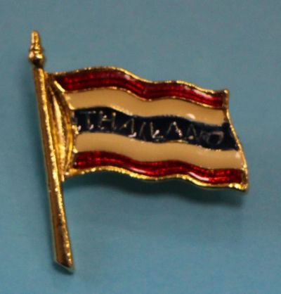 Лот: 8725822. Фото: 1. Тяжелый знак в виде флага: Тайланд... Сувенирные