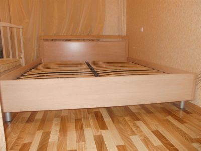 Лот: 3261213. Фото: 1. Срочно продам двуспальную кровать... Кровати