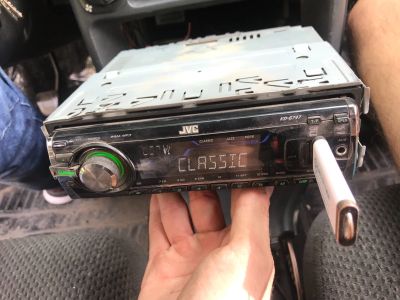Лот: 13882567. Фото: 1. Магнитола JVC KD-G747. Автомагнитолы