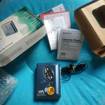 Лот: 19279131. Фото: 1. Кассетный плеер Sony Walkman wm-ex522. Плееры