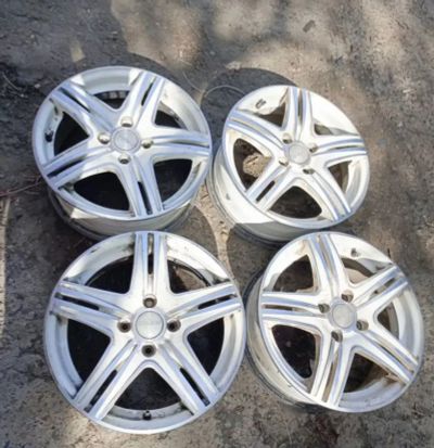 Лот: 25639992. Фото: 1. Диски r15 4:100 mazda. Диски