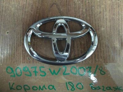 Лот: 12082484. Фото: 1. Эмблема крышки багажника Toyota... Кузов