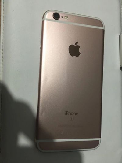 Лот: 10187006. Фото: 1. iphone 6s 64gb rose gold a1688. Смартфоны