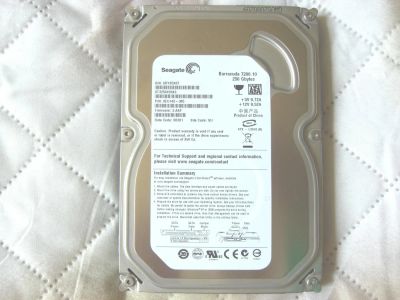 Лот: 7812816. Фото: 1. Жёсткий диск Seagate 250 gb, SATA2. Жёсткие диски (HDD)