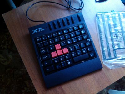 Лот: 3068316. Фото: 1. Игровая клавиатура a4-tech x7... Клавиатуры и мыши
