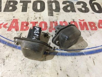 Лот: 21719427. Фото: 1. подсветка номера Mazda Demio DW3W. Двигатель и элементы двигателя