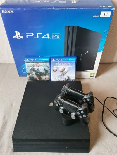Лот: 18063673. Фото: 1. Playstation 4Pro 1tb +2 Игры 2... Игровые приставки, консоли