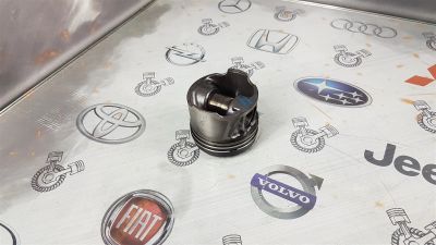 Лот: 23590486. Фото: 1. Поршень Renault Grand Scenic K9K... Двигатель и элементы двигателя