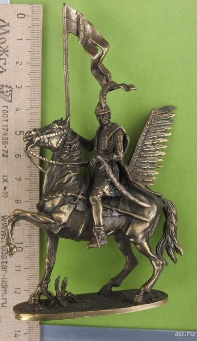 Лот: 18185961. Фото: 1. бронзовая статуэтка Рыцарь с крыльями... Фигурки, статуэтки