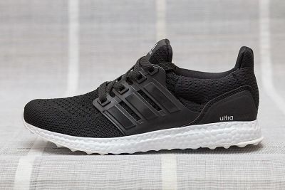 Лот: 10268758. Фото: 1. Adidas Ultra Boost CL. Кеды, кроссовки, слипоны
