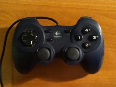 Лот: 7886265. Фото: 1. Геймпад Logitech Dual Action G-UF13A... Рули, джойстики