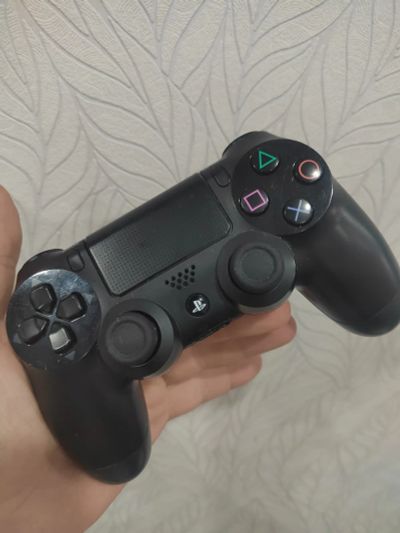 Лот: 20611095. Фото: 1. Оригинал dualshock 4 v1. Аксессуары для игровых приставок, консолей, геймпады