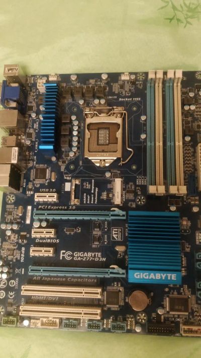 Лот: 19613493. Фото: 1. Материнская плата Gigabyte-z77-d3h. Материнские платы