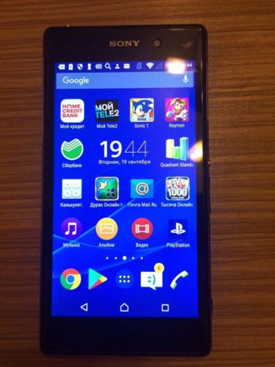 Лот: 10315652. Фото: 1. SONY xperia z1 black. Смартфоны