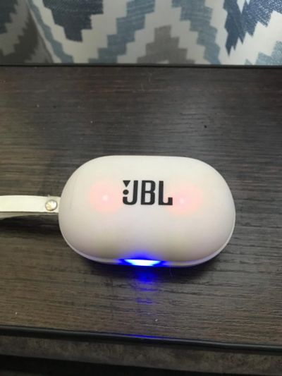 Лот: 18408317. Фото: 1. Беспроводные наушники JBL. Наушники, гарнитуры