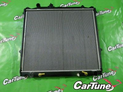 Лот: 10538880. Фото: 1. радиатор двс toyota hilux surf... Двигатель и элементы двигателя